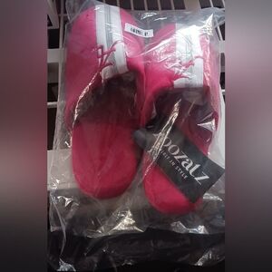 Zoozatz Alabama Crimson Tide Mens Slippers. Size 11-12